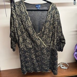Black & Gold Lace Lane Bryant Top, size 26/28